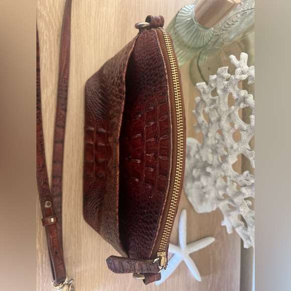 SOLD Brahmin Small Georgina Crossbody Purse - Picture 6 of 10